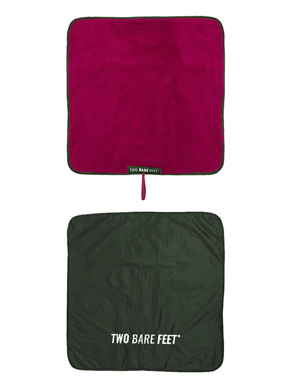 Two Bare Feet Kids Weatherproof Changing Robe with Changing Mat (Khaki/Raspberry)