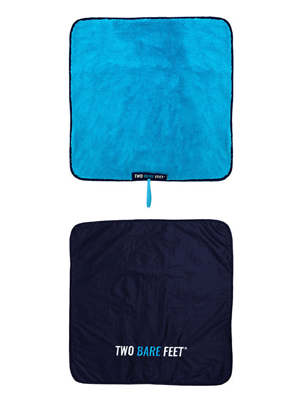 Two Bare Feet Weatherproof Changing Robe with Changing Mat (Marine Blue/Blue)