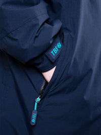 Two Bare Feet Kids Weatherproof Changing Robe with Changing Mat (Marine Blue/Teal)