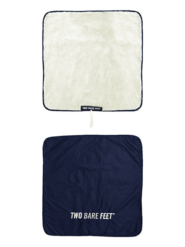 Two Bare Feet Weatherproof Changing Robe with Changing Mat (Marine Blue/Cream)