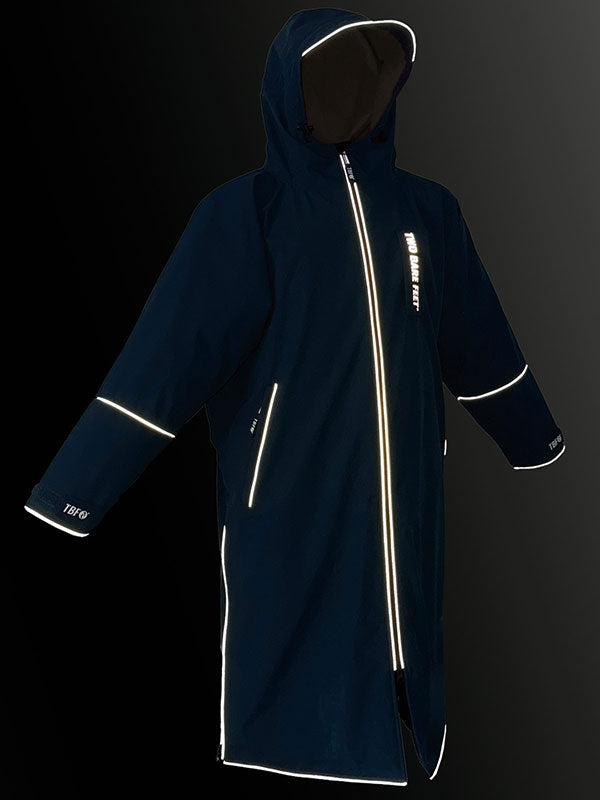 Two Bare Feet Hi-Vis Waterproof Lightweight Riding Robe (Marine Blue/Cream)