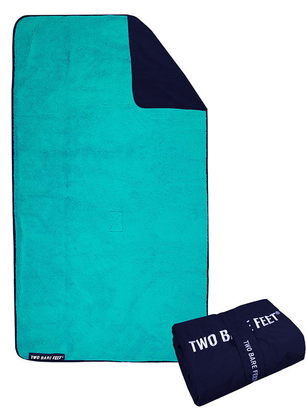 Sherpa Lined Waterproof Beach Travel Blanket (Marine Blue/Teal)