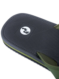 Voyage Mens Flip Flops (Green)
