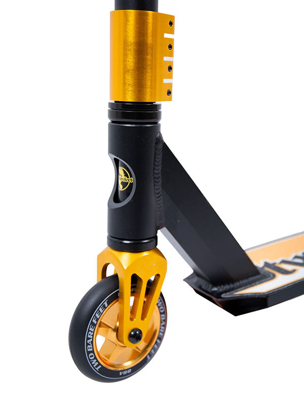 Two Bare Feet Metropolis Stunt Scooter (Metallic Gold)
