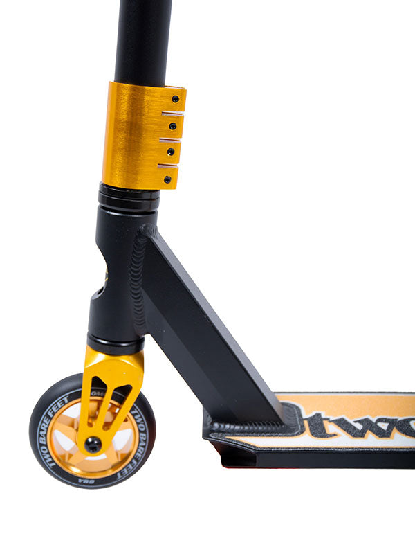 Two Bare Feet Metropolis Stunt Scooter (Metallic Gold)