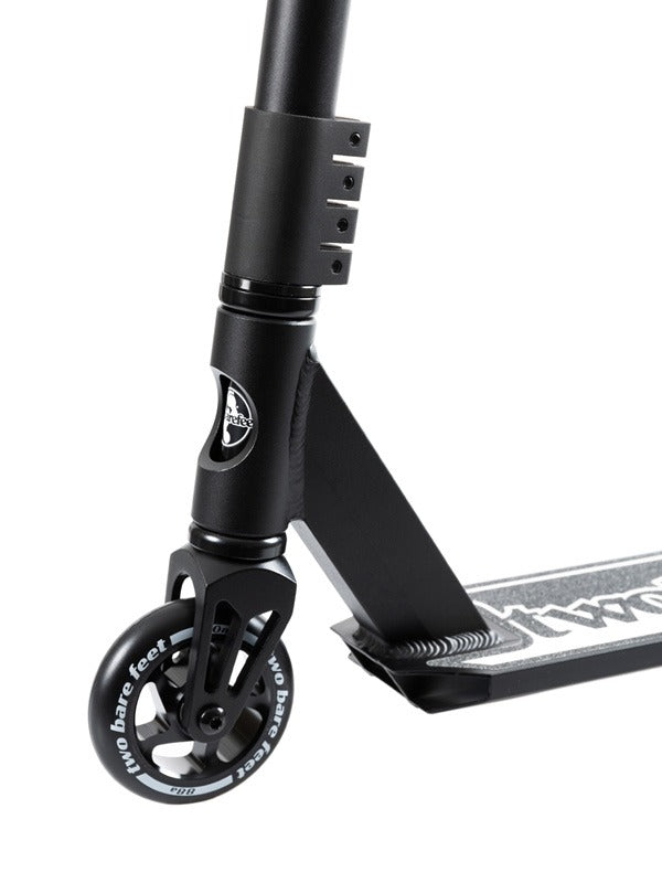 Two Bare Feet Metropolis Stunt Scooter (Black)