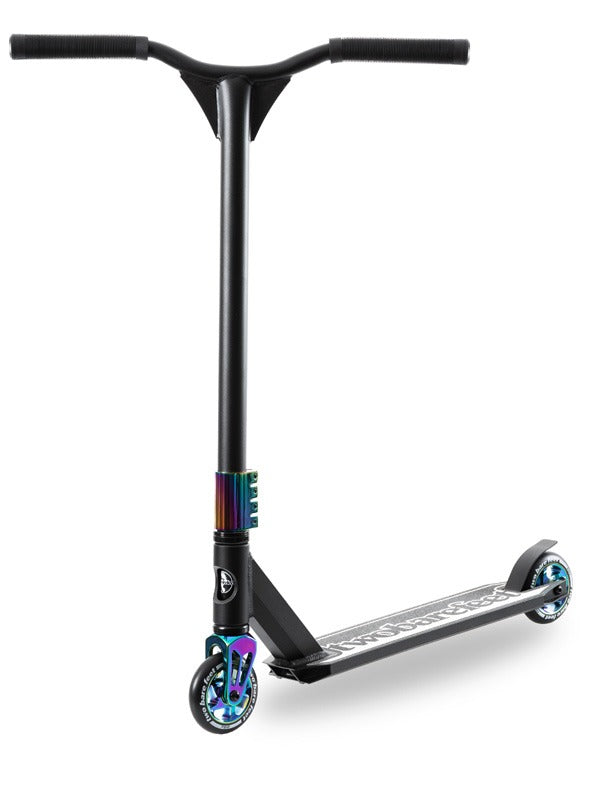 Two Bare Feet Metropolis Stunt Scooter (Neochrome)