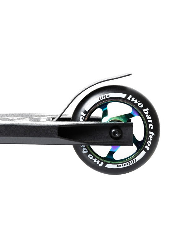 Two Bare Feet Metropolis Stunt Scooter (Neochrome)