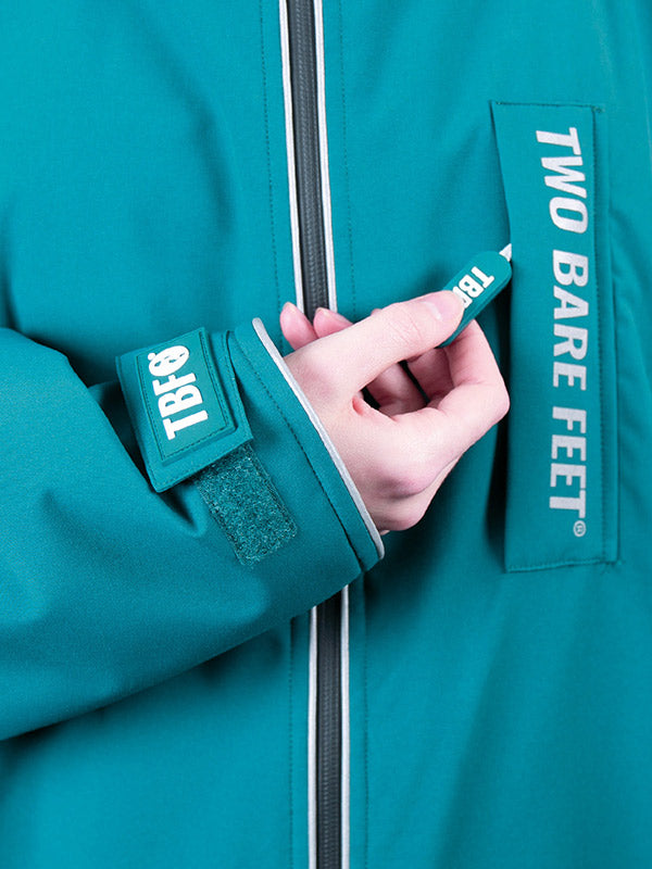Two Bare Feet Hi-Vis Waterproof Lightweight Riding Robe (Sea Green/Cream)