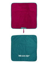 Two Bare Feet Weatherproof Changing Robe with Changing Mat (Sea Green/Raspberry)