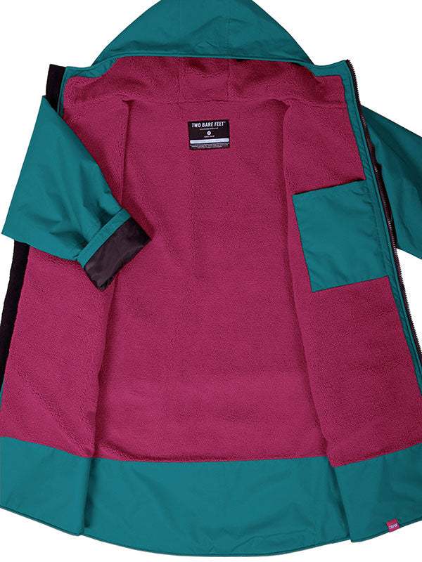 Kids Core Waterproof Changing Robe (Sea Green/Raspberry)