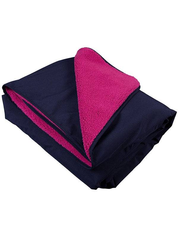 Sherpa Lined Waterproof Beach Travel Blanket (Marine Blue/Raspberry)