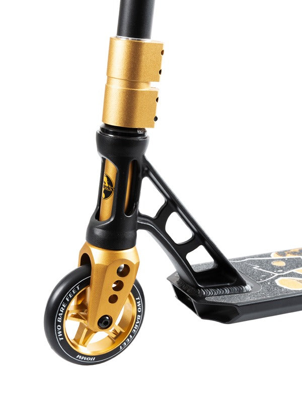 Two Bare Feet Terra Firma Stunt Scooter (Metallic Gold)