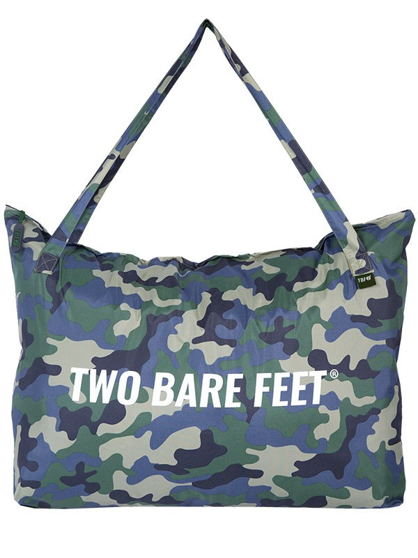 Two Bare Feet Weatherproof Tote Bag (Green Camo/Green)