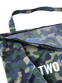 Two Bare Feet Weatherproof Tote Bag (Green Camo/Green)