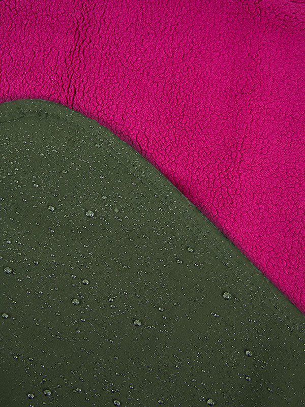 Sherpa Lined Waterproof Beach Travel Blanket (Forest/Raspberry)
