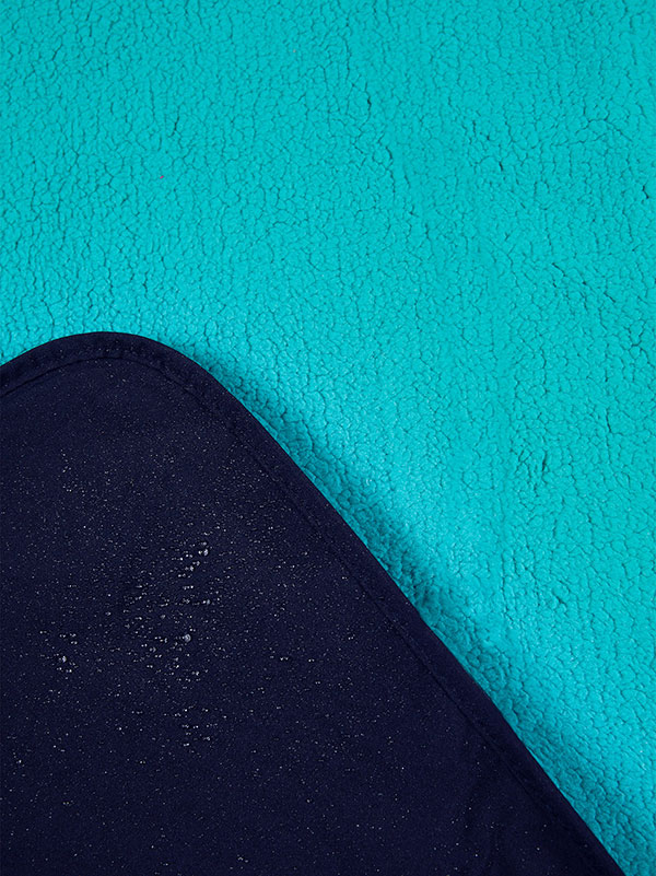 XL Sherpa Lined Waterproof Beach Travel Blanket (Marine Blue/Teal)